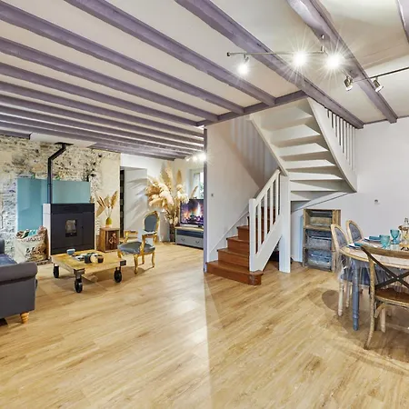 La Glycine By Interhome Glatigny