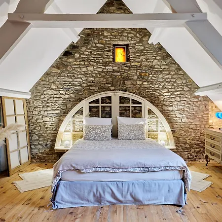 La Glycine By Interhome Holiday home Glatigny