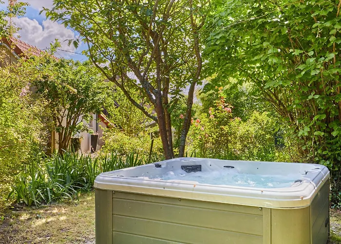 La Glycine By Interhome Casa de Férias Glatigny